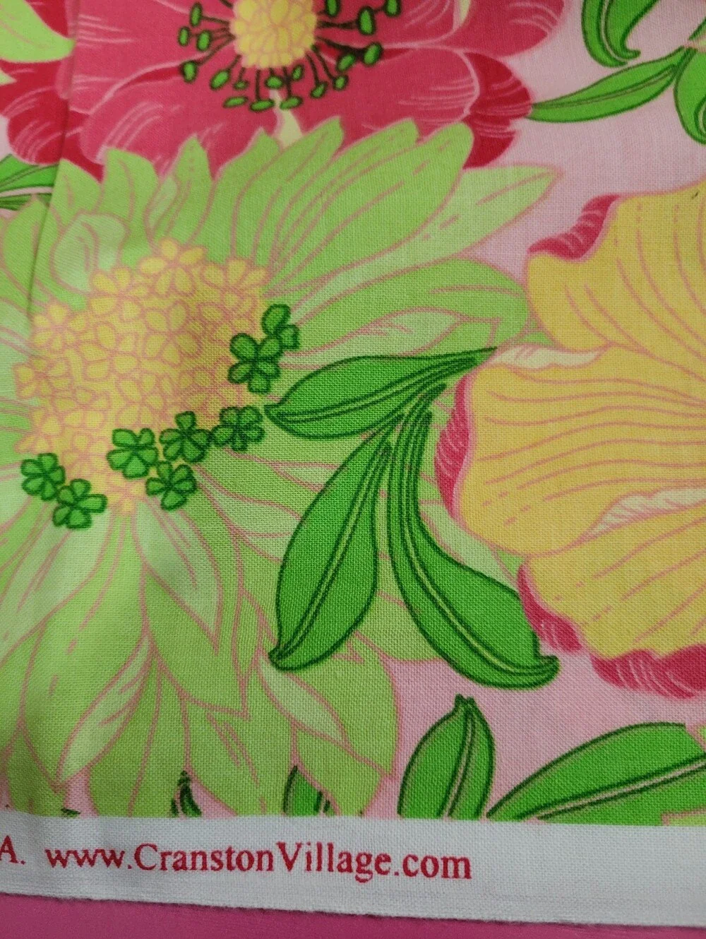 VIP By Cranston Vibrant Floral Sewing Fabric (1523)